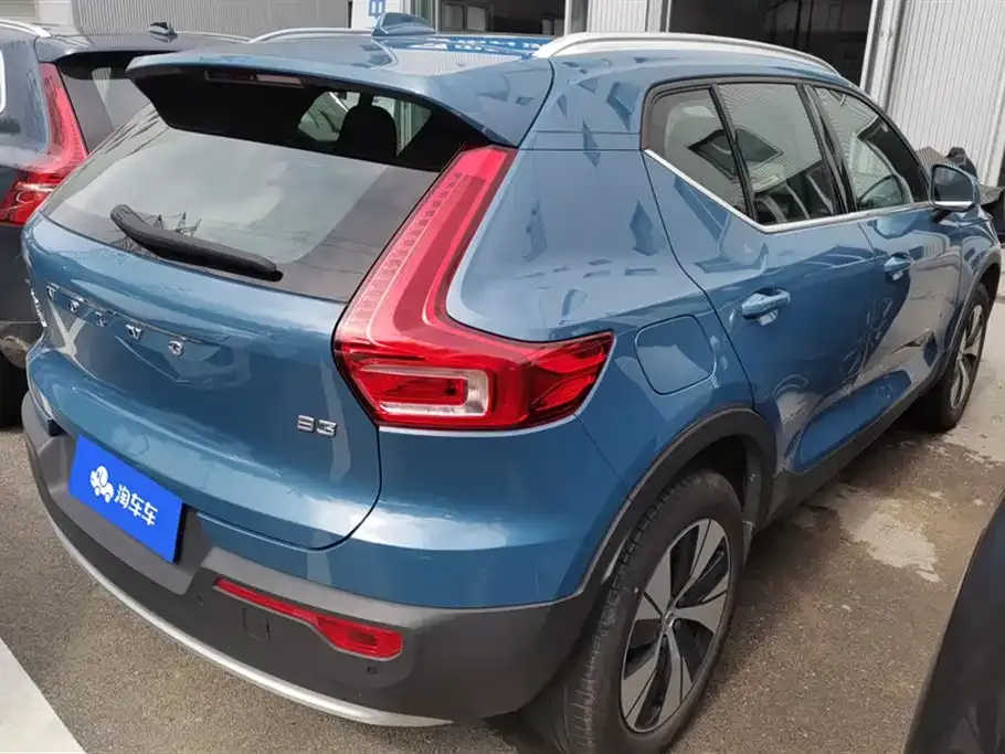 Volvo XC40 2025 из CN, фото 3