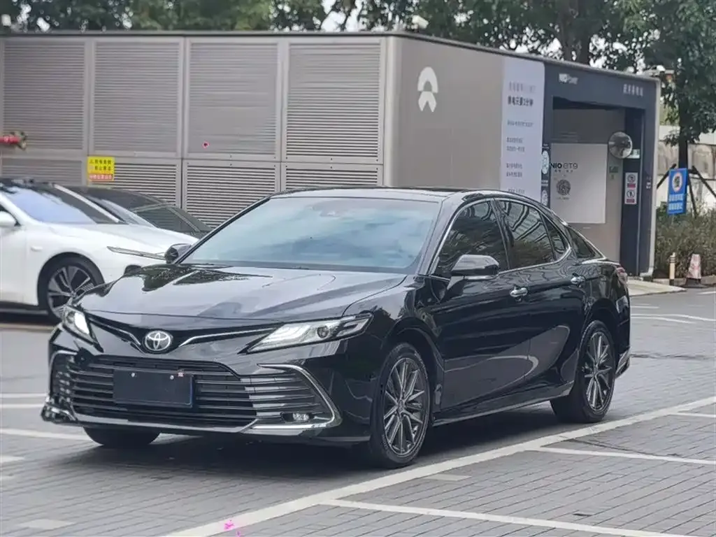 Toyota Camry 2022 из CN, фото 1