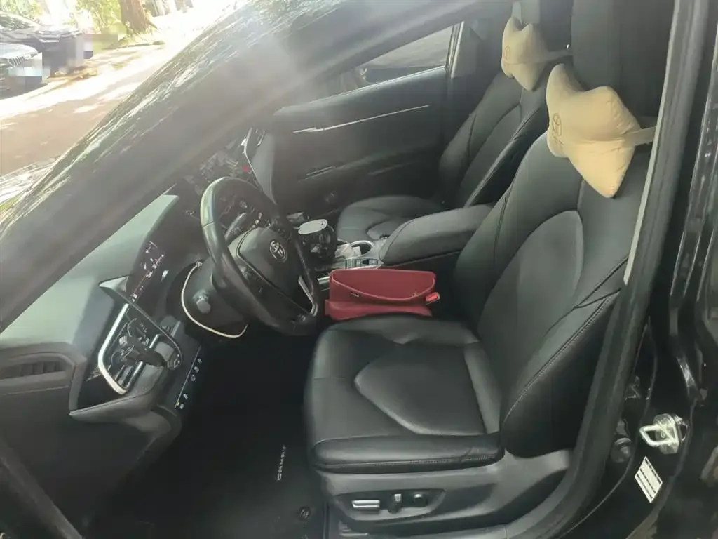 Toyota Camry 2022 из CN, фото 8
