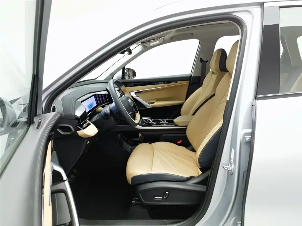 Geely Boyue L 2023 из CN, фото 10