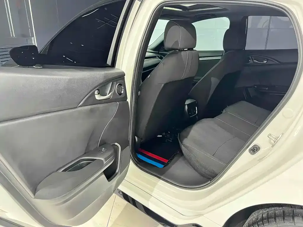 Honda Civic 2022 из CN, фото 10