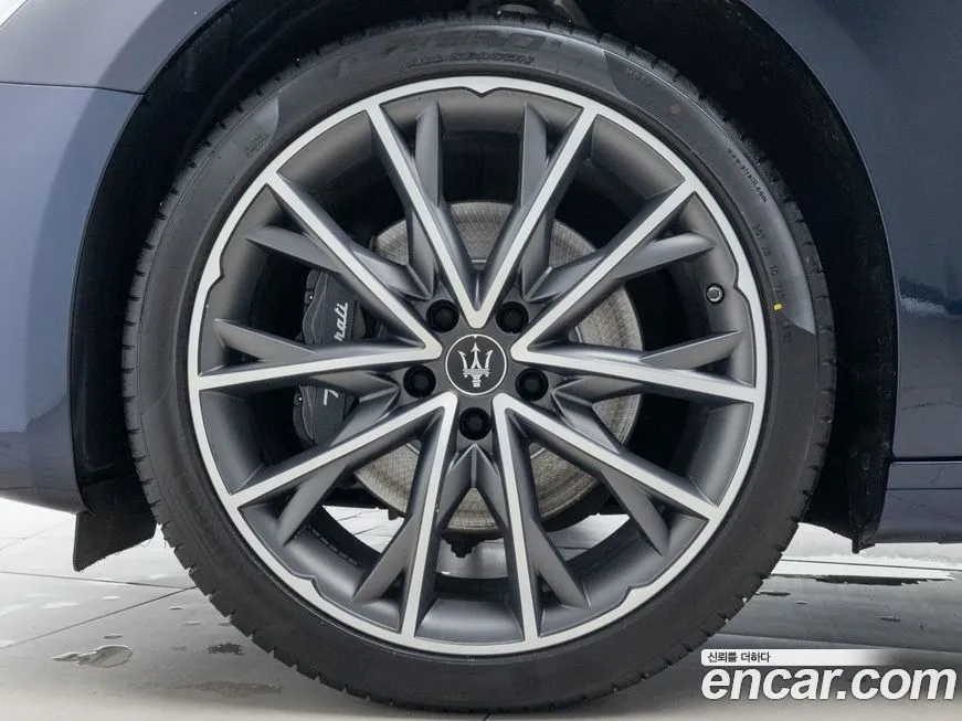Maserati Ghibli 2023 из KR, фото 2