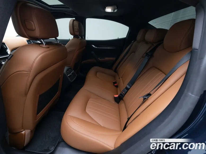 Maserati Ghibli 2023 из KR, фото 8
