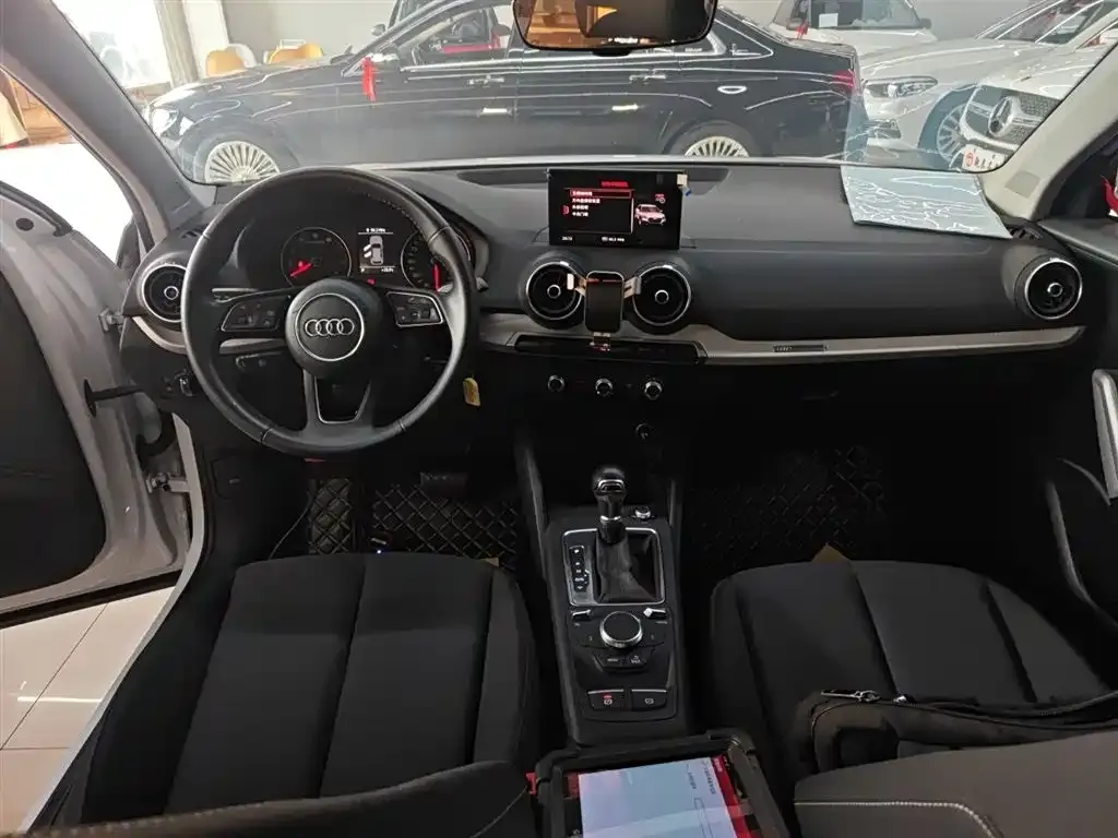 Audi Q2L 2021 из CN, фото 10