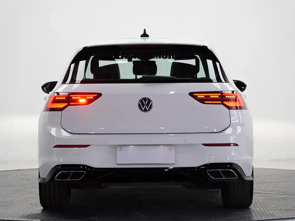 Volkswagen Golf 2022 из CN, фото 4
