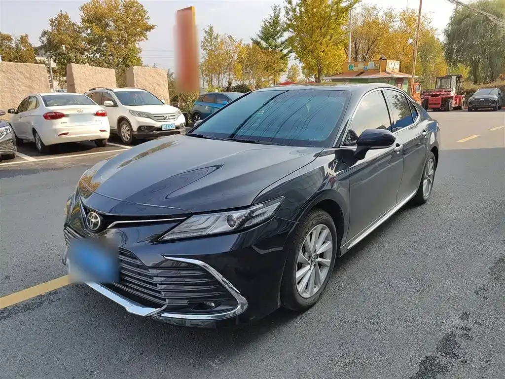 Toyota Camry 2023 из CN, фото 2