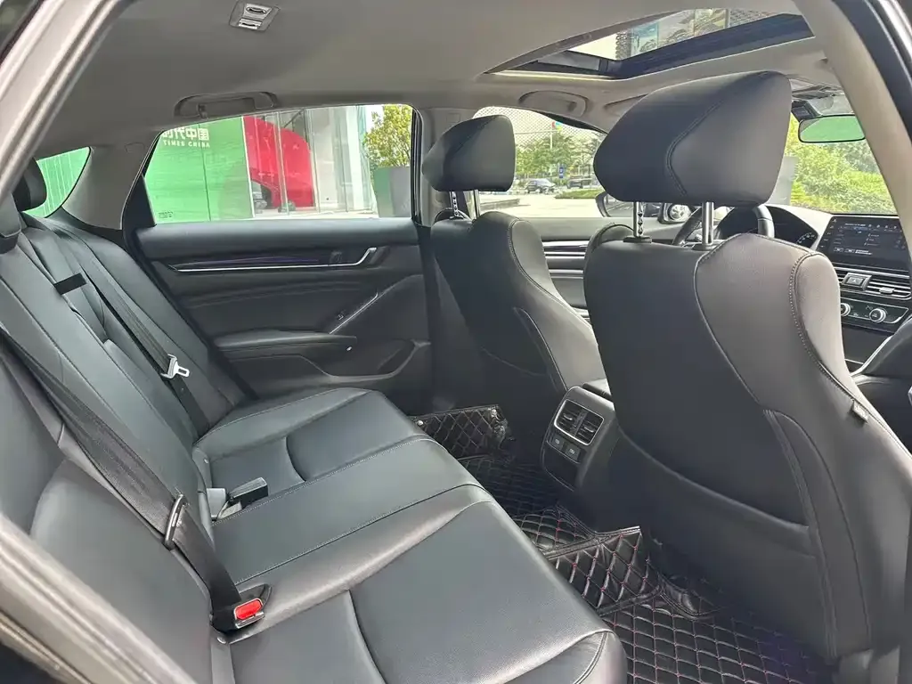 Honda Accord 2022 из CN, фото 10