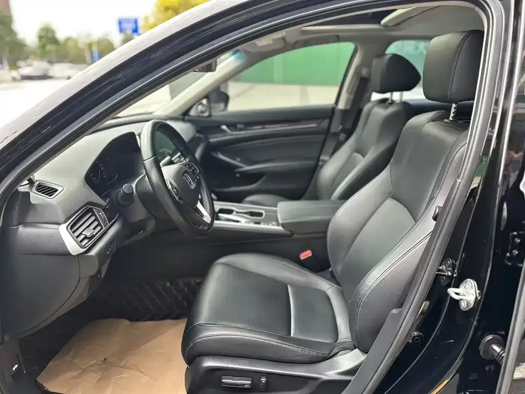 Honda Accord 2022 из CN, фото 5