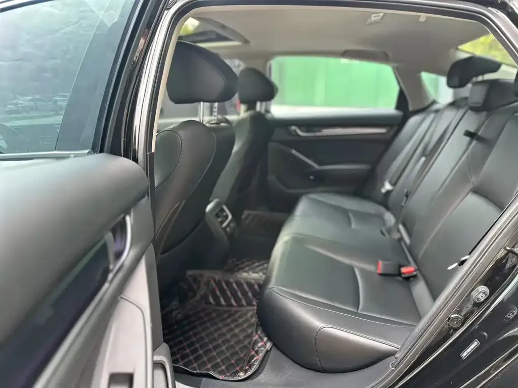 Honda Accord 2022 из CN, фото 8