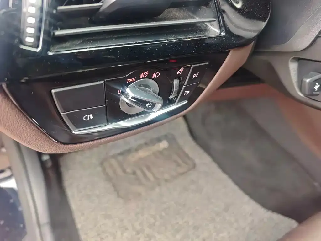BMW 5 Series New Energy 2022 из CN, фото 7