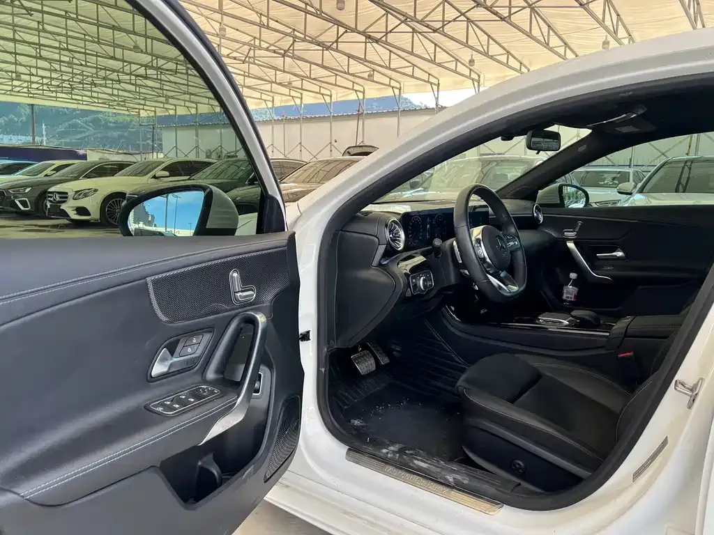Mercedes-Benz A-Class 2021 из CN, фото 8