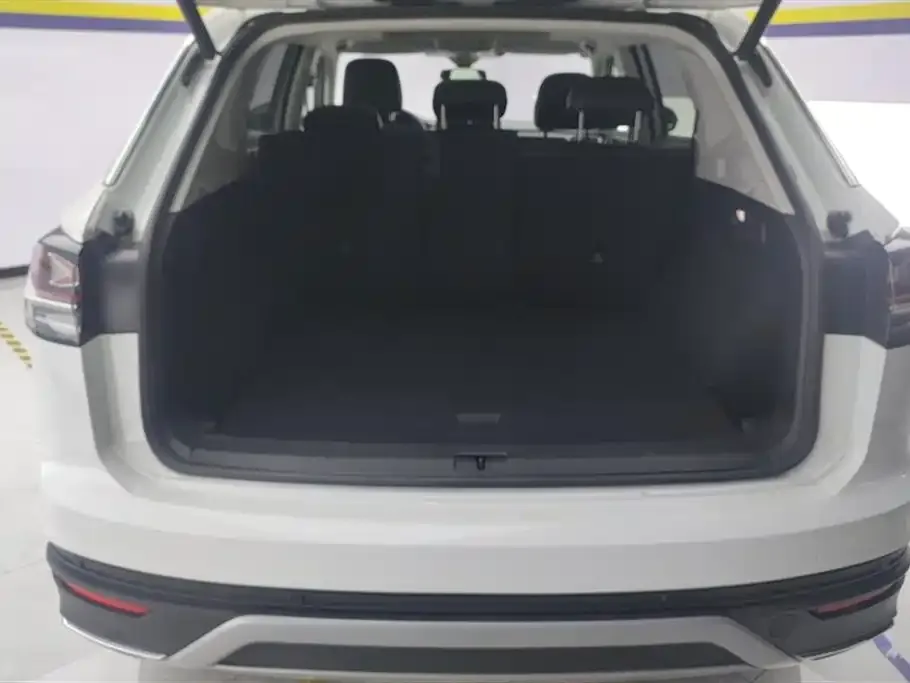 Volkswagen Tayron 2023 из CN, фото 4