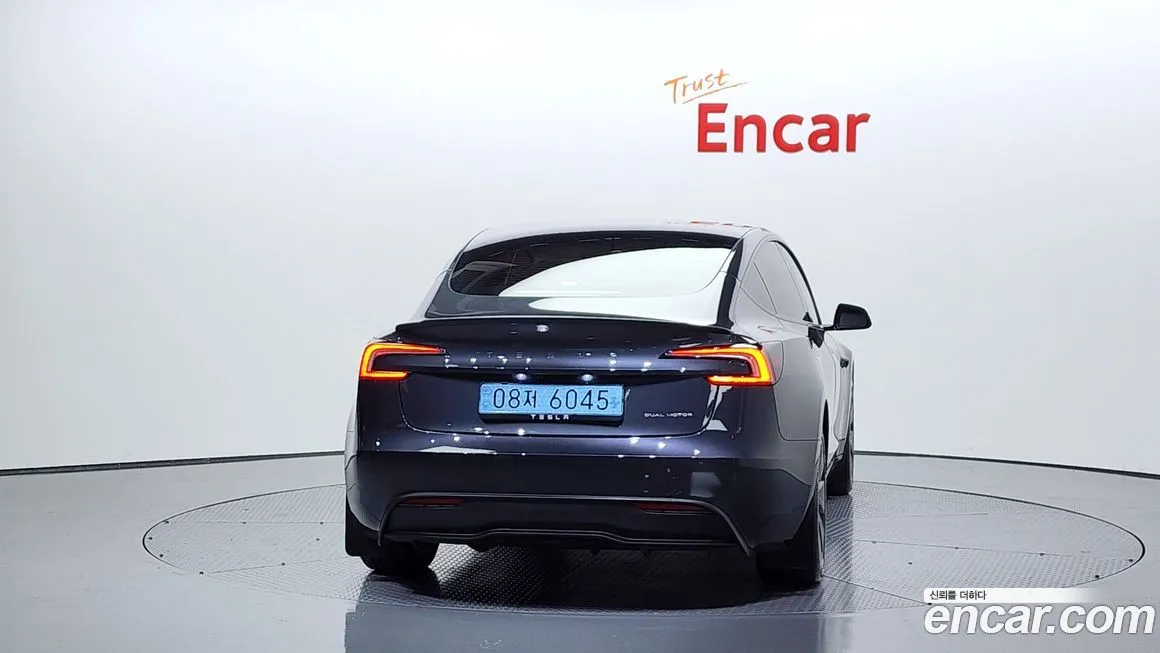 Tesla Model 3 2025 из KR, фото 4