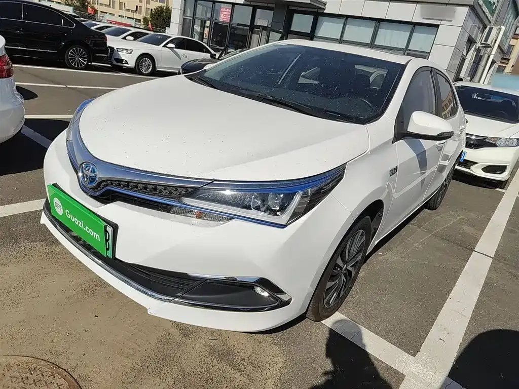 Toyota Corolla Hybrid 2021 из CN, фото 1