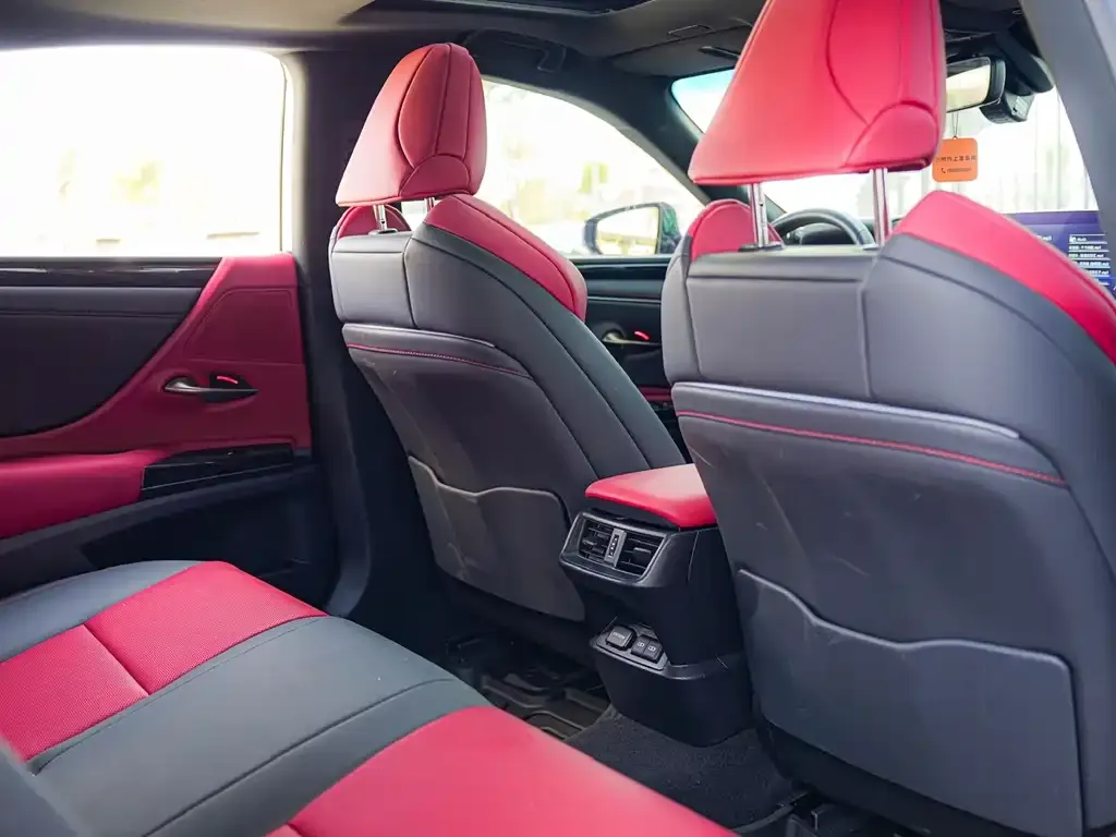 Lexus ES 2022 из CN, фото 10