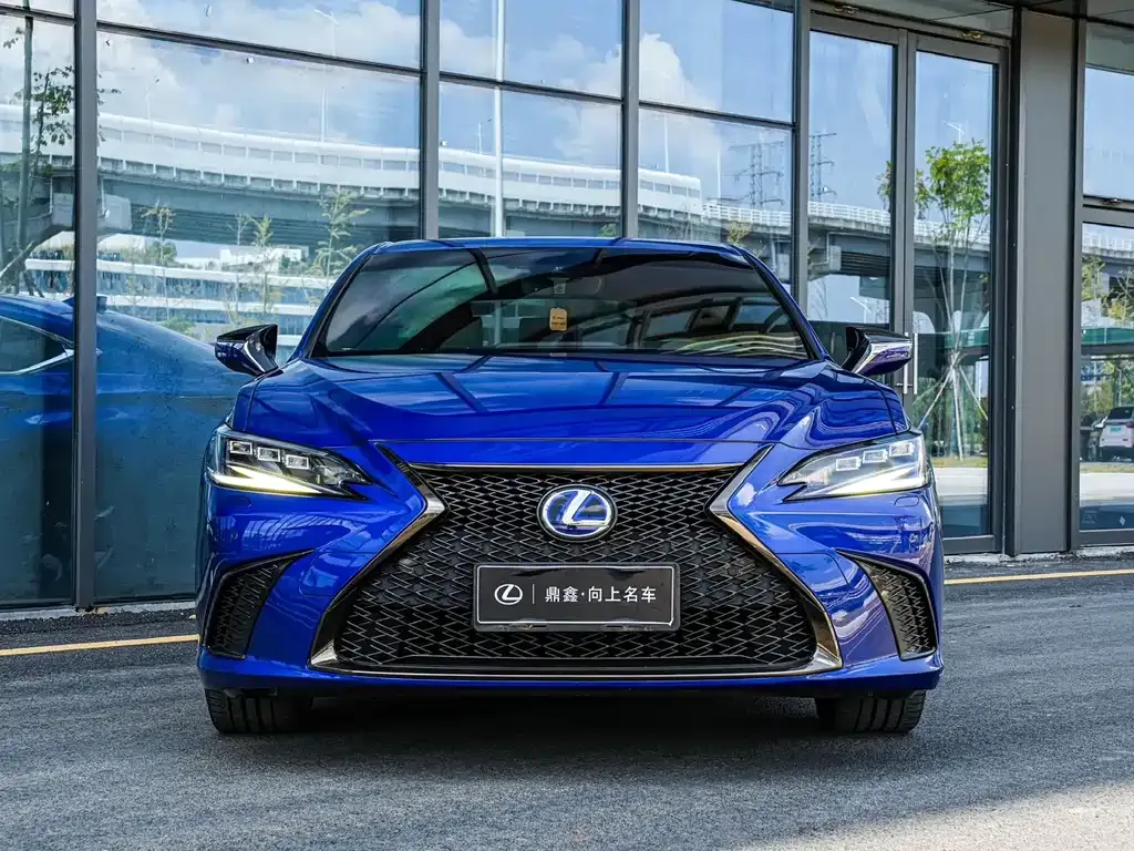 Lexus ES 2022 из CN, фото 2
