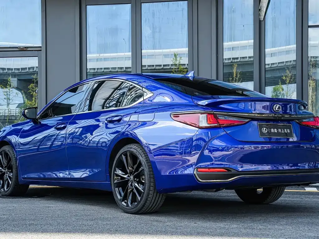 Lexus ES 2022 из CN, фото 4