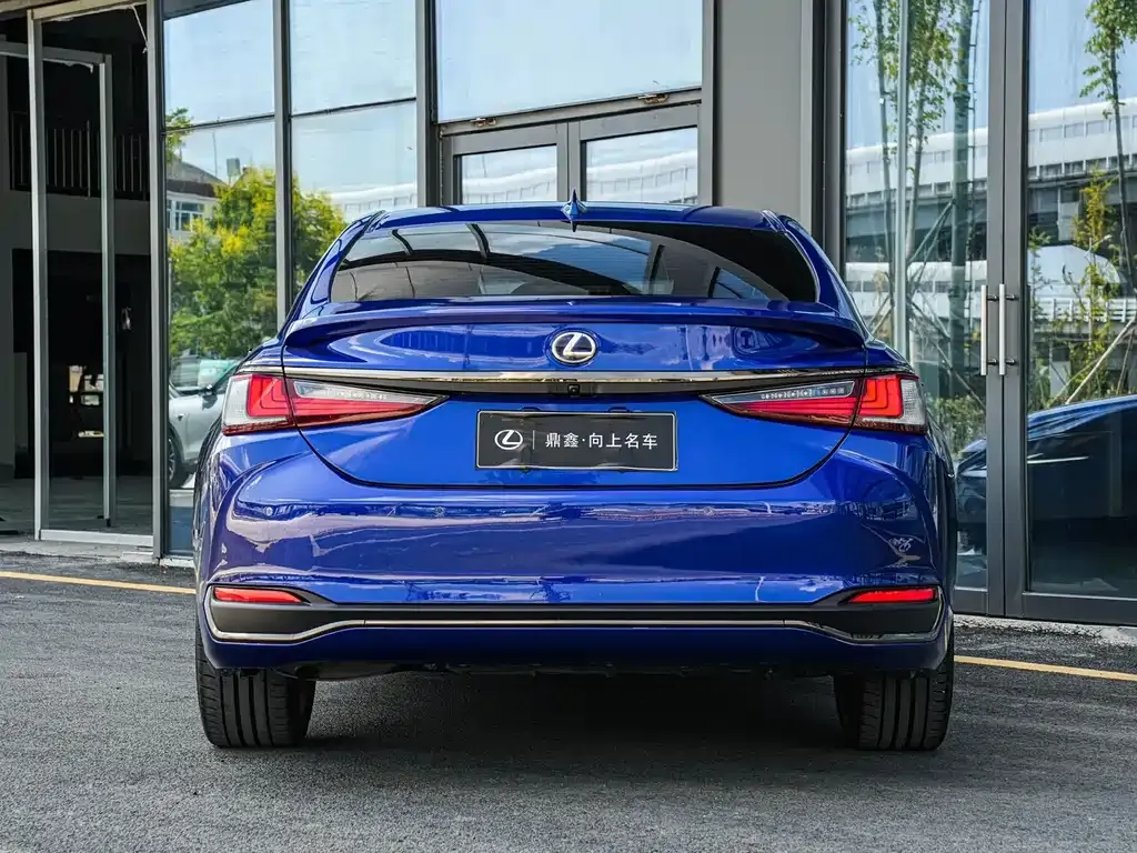 Lexus ES 2022 из CN, фото 5