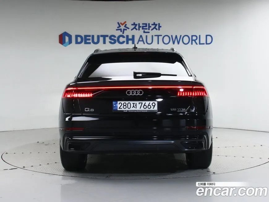 Audi Q8 2023 из KR, фото 4