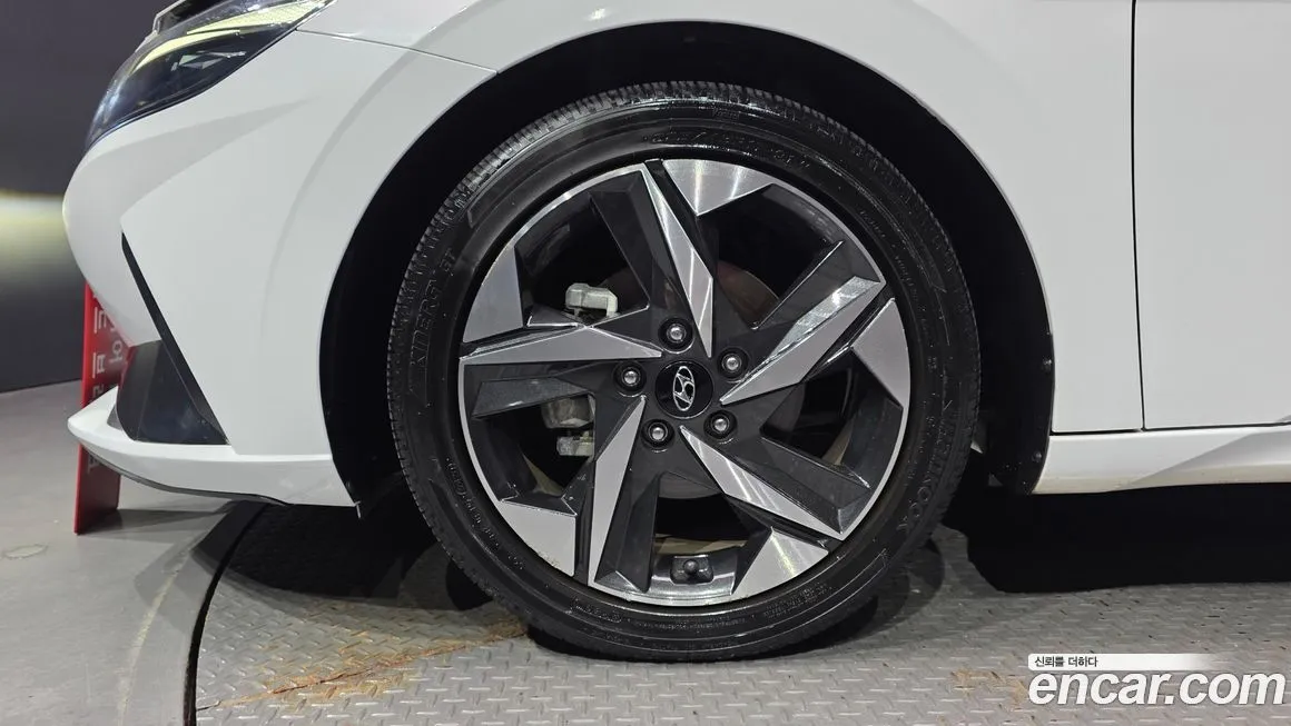 Hyundai AVANTE 2021 из KR, фото 5