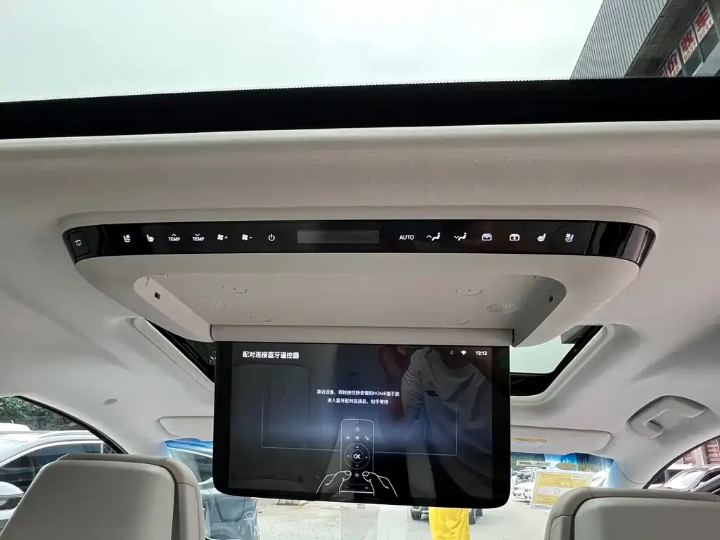 Buick GL8 Hybrid 2024 из CN, фото 10