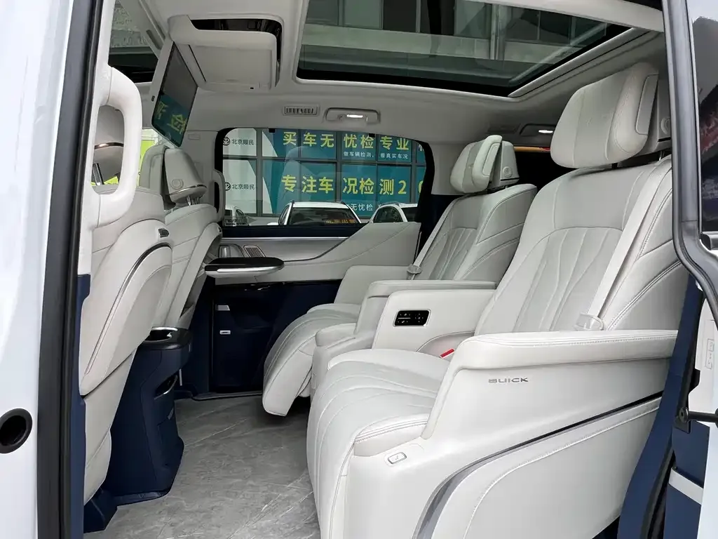 Buick GL8 Hybrid 2024 из CN, фото 5