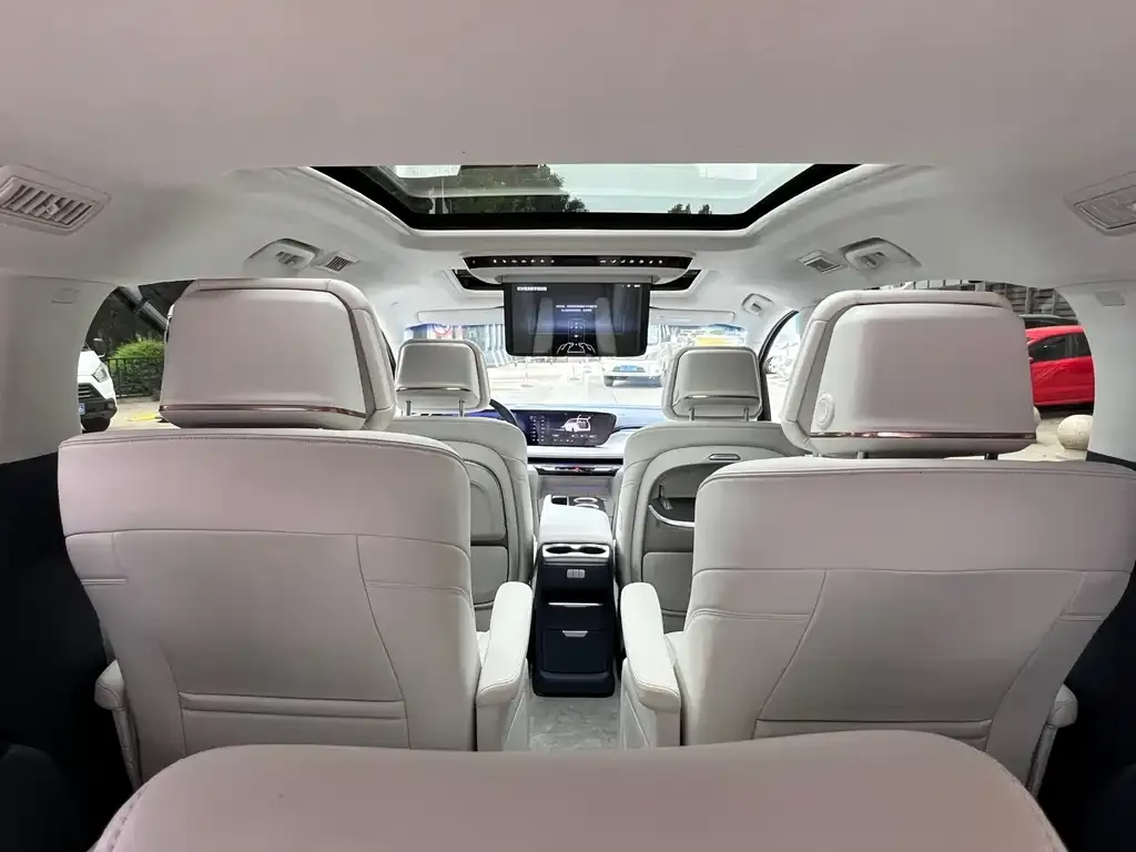 Buick GL8 Hybrid 2024 из CN, фото 7