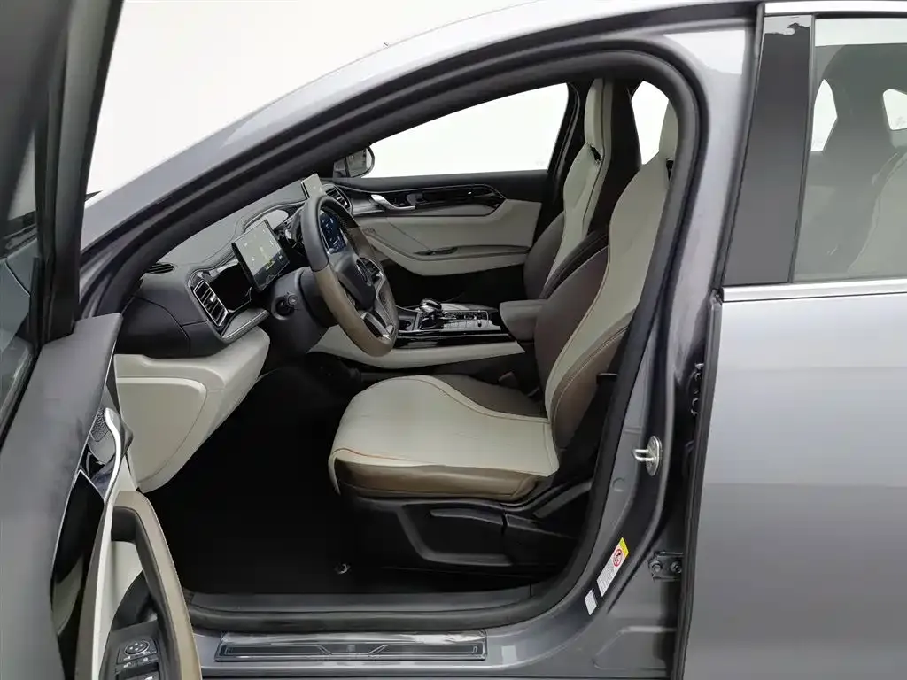BYD Qin PLUS 2024 из CN, фото 10