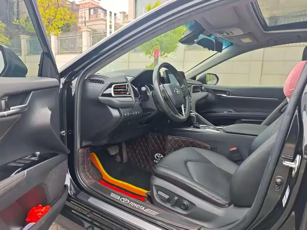 Toyota Camry 2022 из CN, фото 4