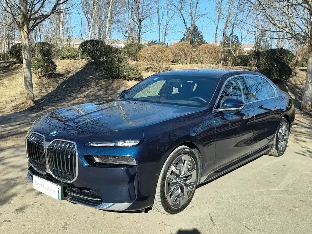 BMW i7 2023 из CN, фото 1