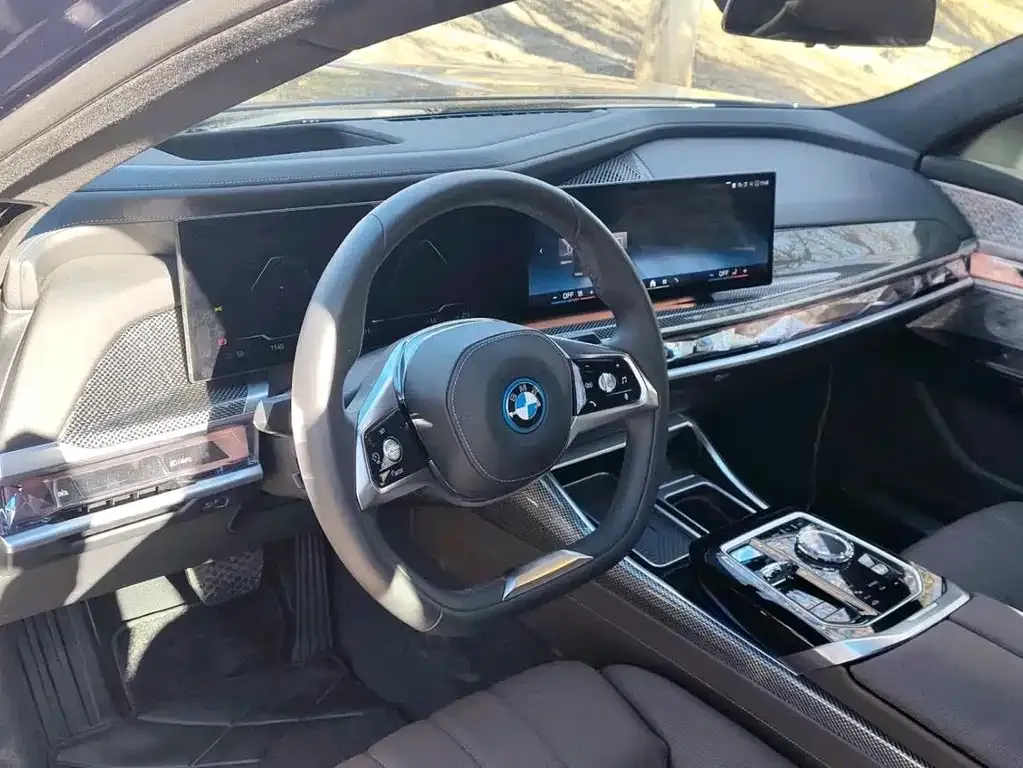 BMW i7 2023 из CN, фото 4