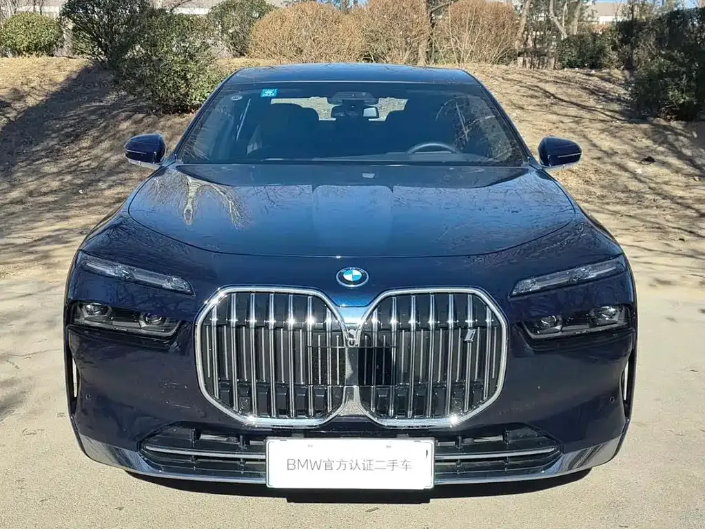 BMW i7 2023 из CN, фото 7