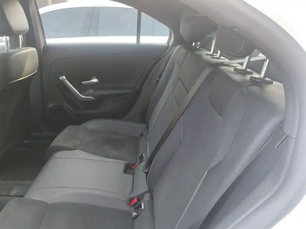 Mercedes-Benz A-Class 2022 из CN, фото 8