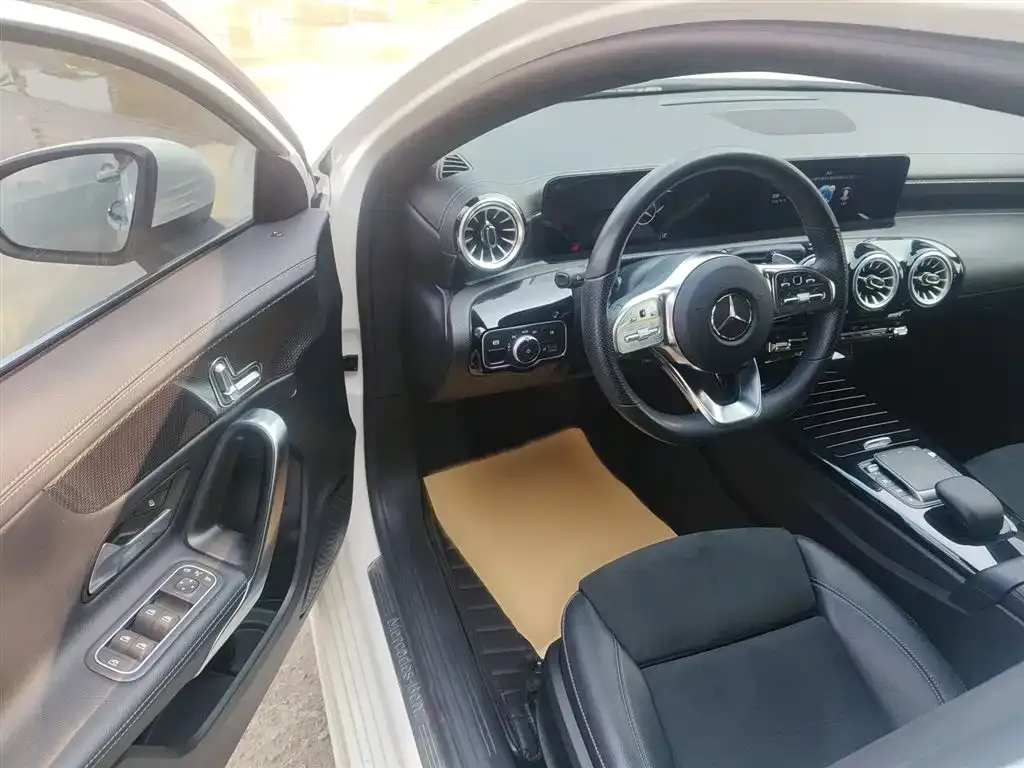 Mercedes-Benz A-Class 2022 из CN, фото 9