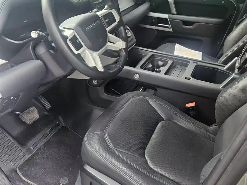 Land Rover Defender 2023 из CN, фото 3