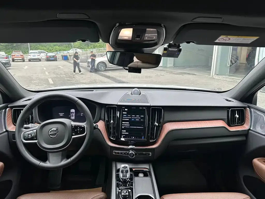 [object Object] XC60 PHEV 2024 из CN, фото 10