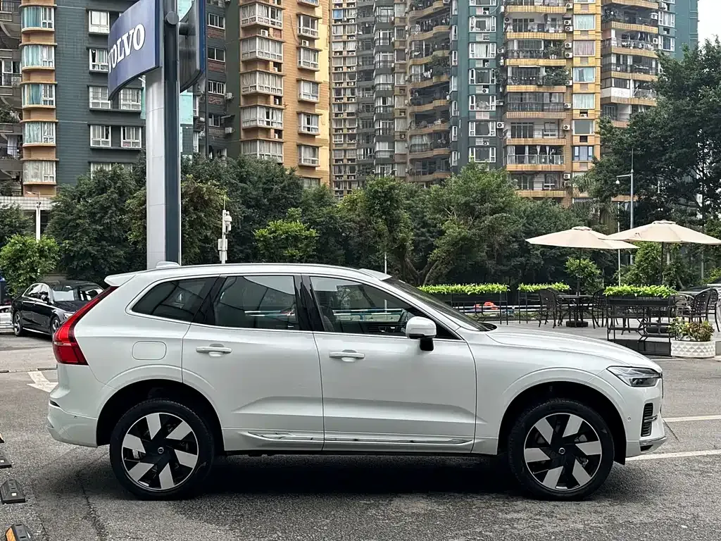[object Object] XC60 PHEV 2024 из CN, фото 4