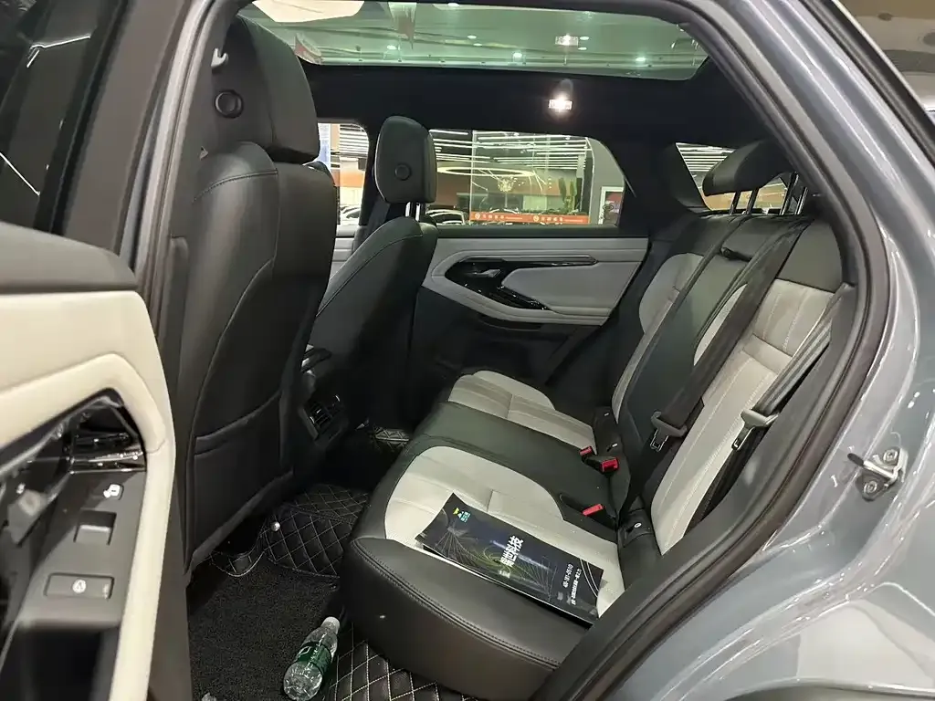 Land Rover Evoque 2021 из CN, фото 8