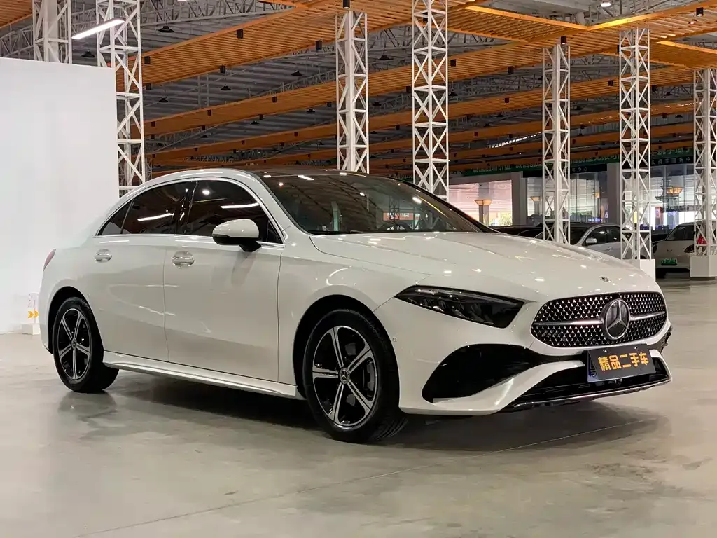 Mercedes-Benz A-Class 2023 из CN, фото 3