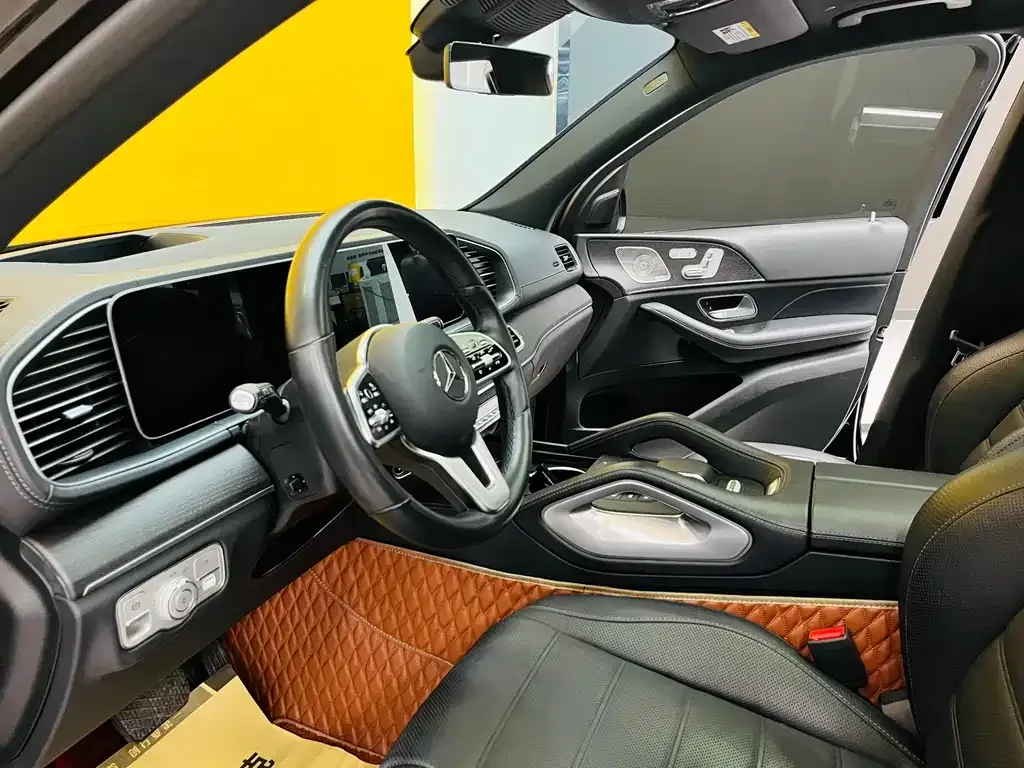 Mercedes-Benz GLS 2023 из CN, фото 7