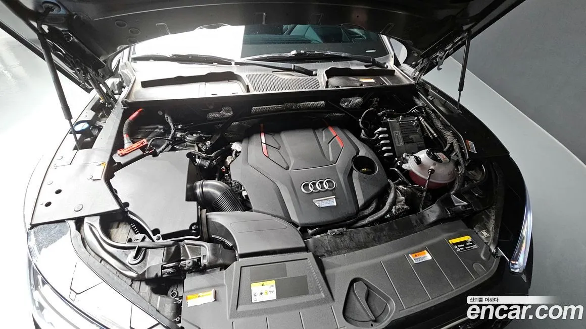 Audi SQ5 2022 из KR, фото 6