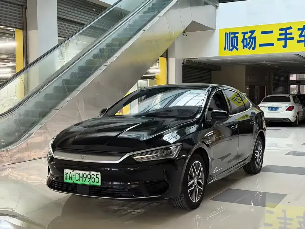 BYD Qin PLUS 2023 из CN, фото 1