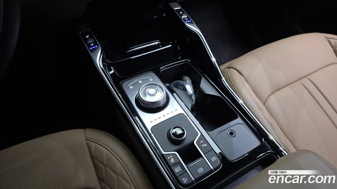 Kia Sorento — фото 9