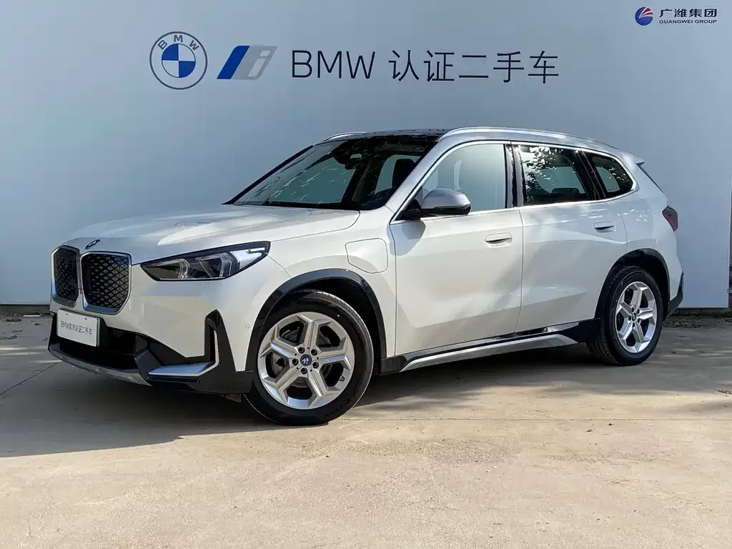 BMW iX1 2025 из CN, фото 1