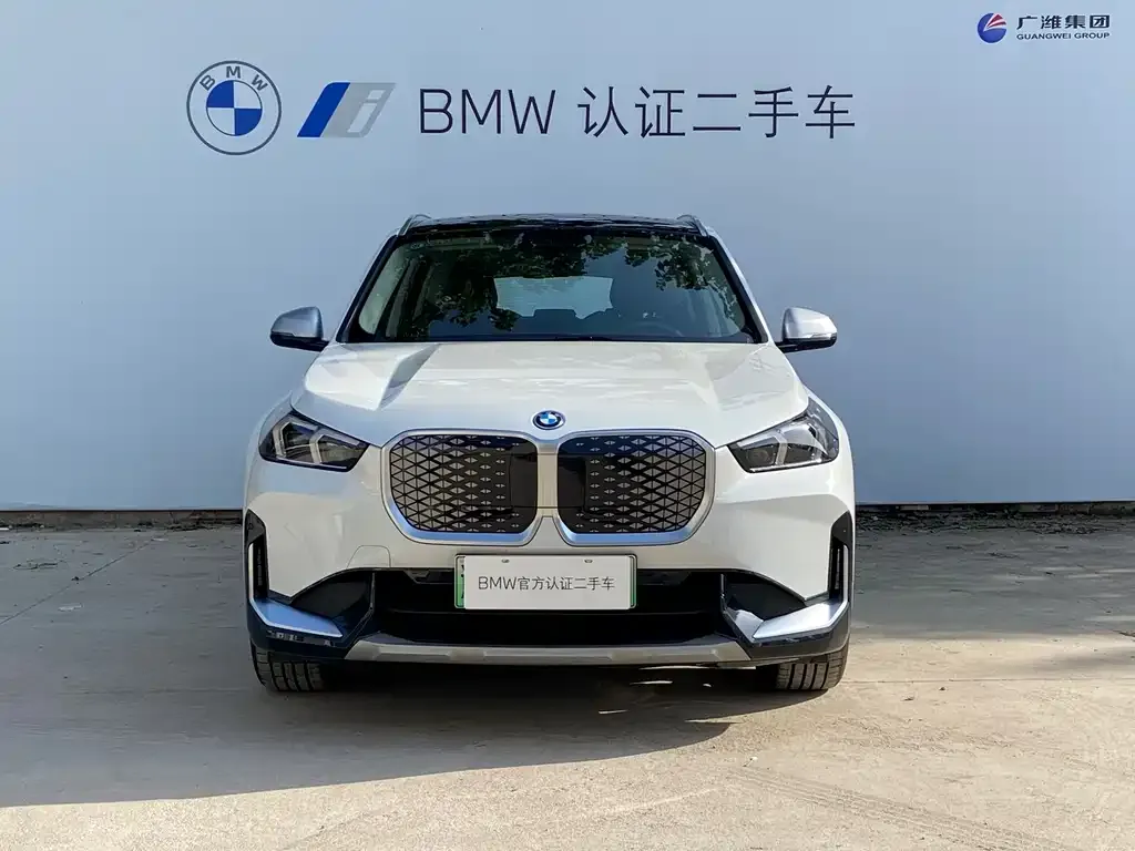BMW iX1 2025 из CN, фото 2