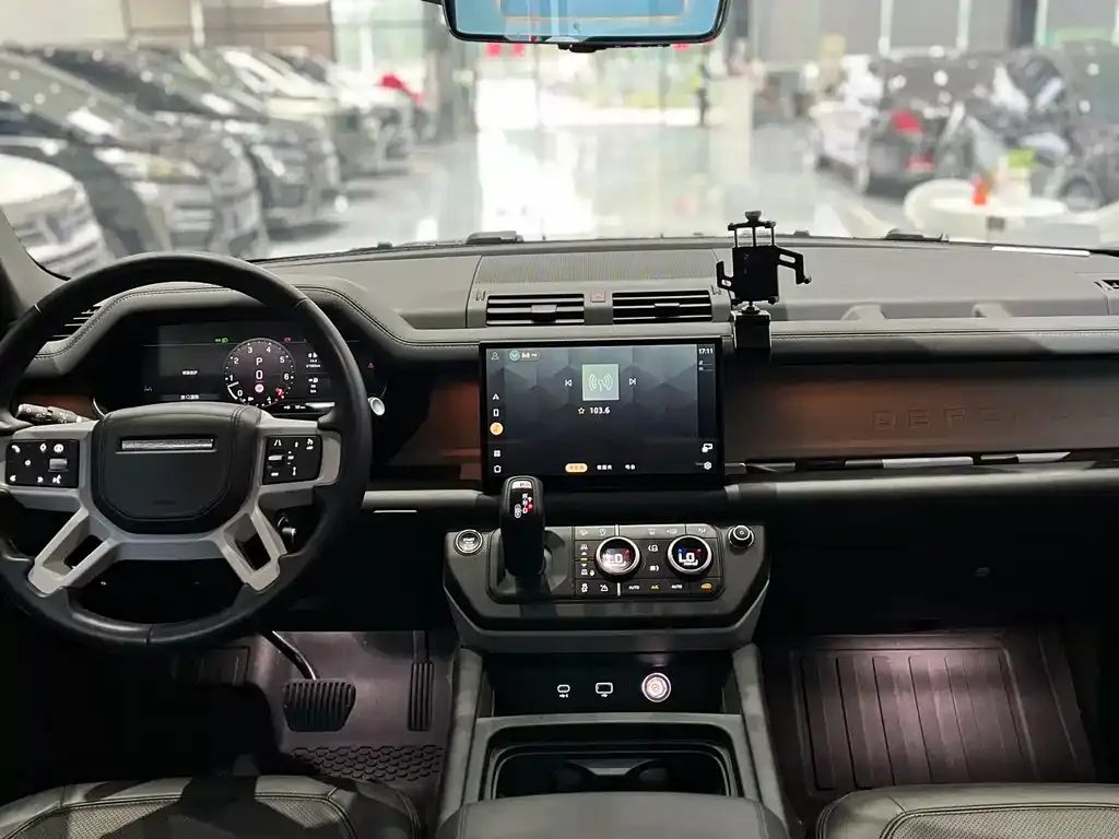 Land Rover Defender 2023 из CN, фото 5