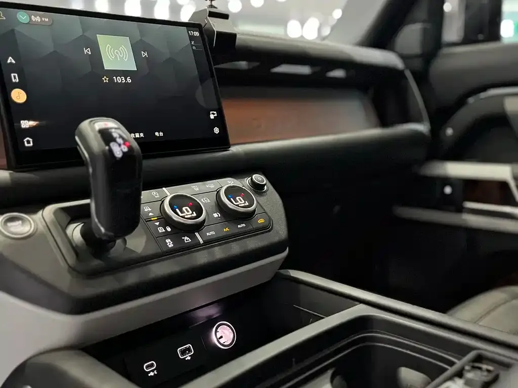 Land Rover Defender 2023 из CN, фото 7