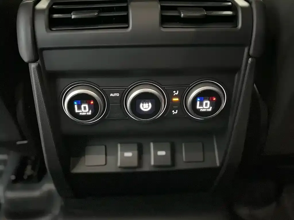 Land Rover Defender 2023 из CN, фото 9