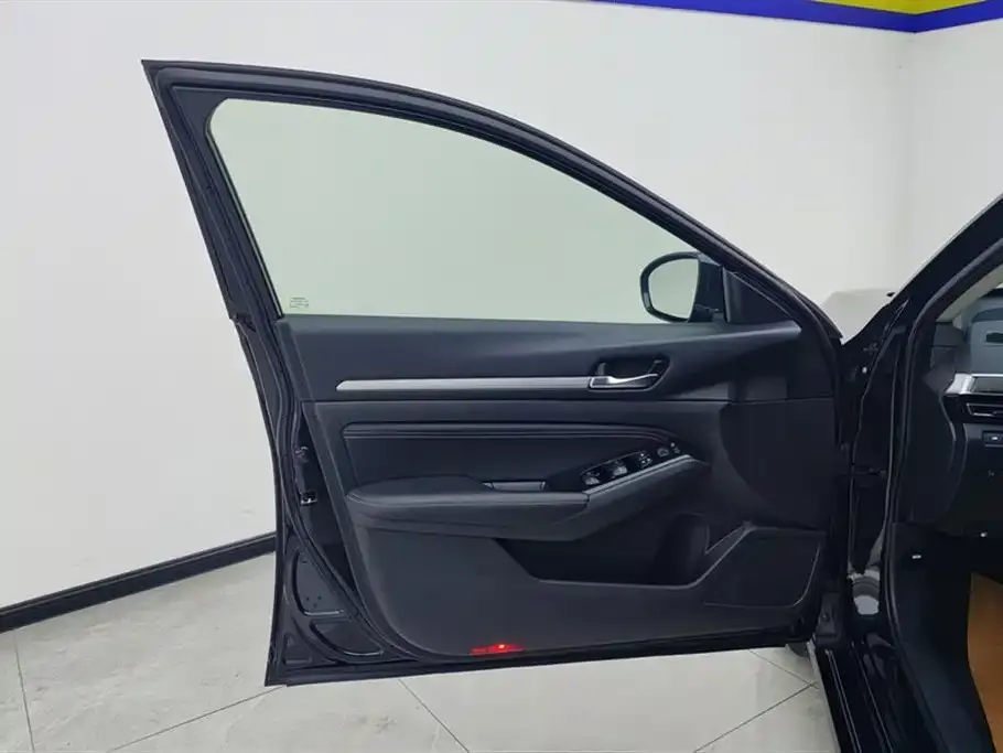 Nissan Teana 2023 из CN, фото 7