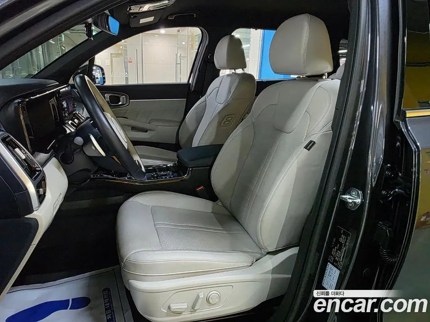 Kia Sorento — фото 10